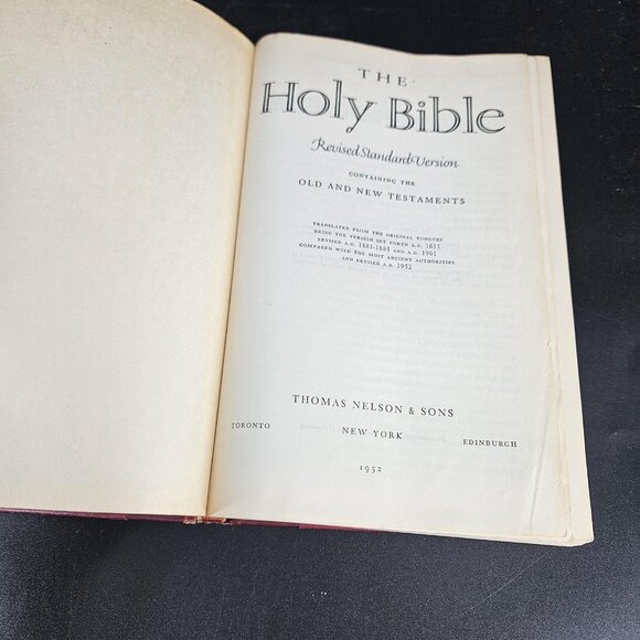 Vint 1952 Holy Bible Revised Standard Version Hard Cover Christian Book Nelson - Picture 1 of 14